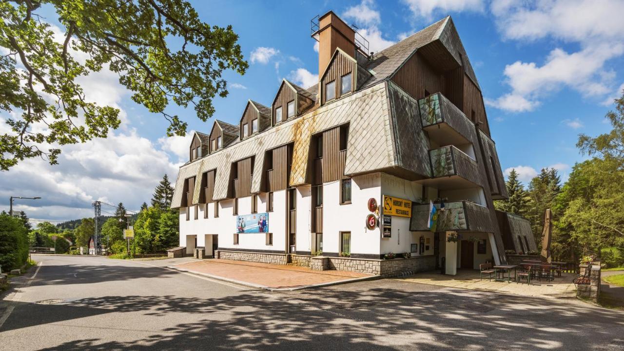 Horsky Hotel Jelinek Bedřichov Buitenkant foto